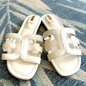 New Sam Edelman Bay flat sandals